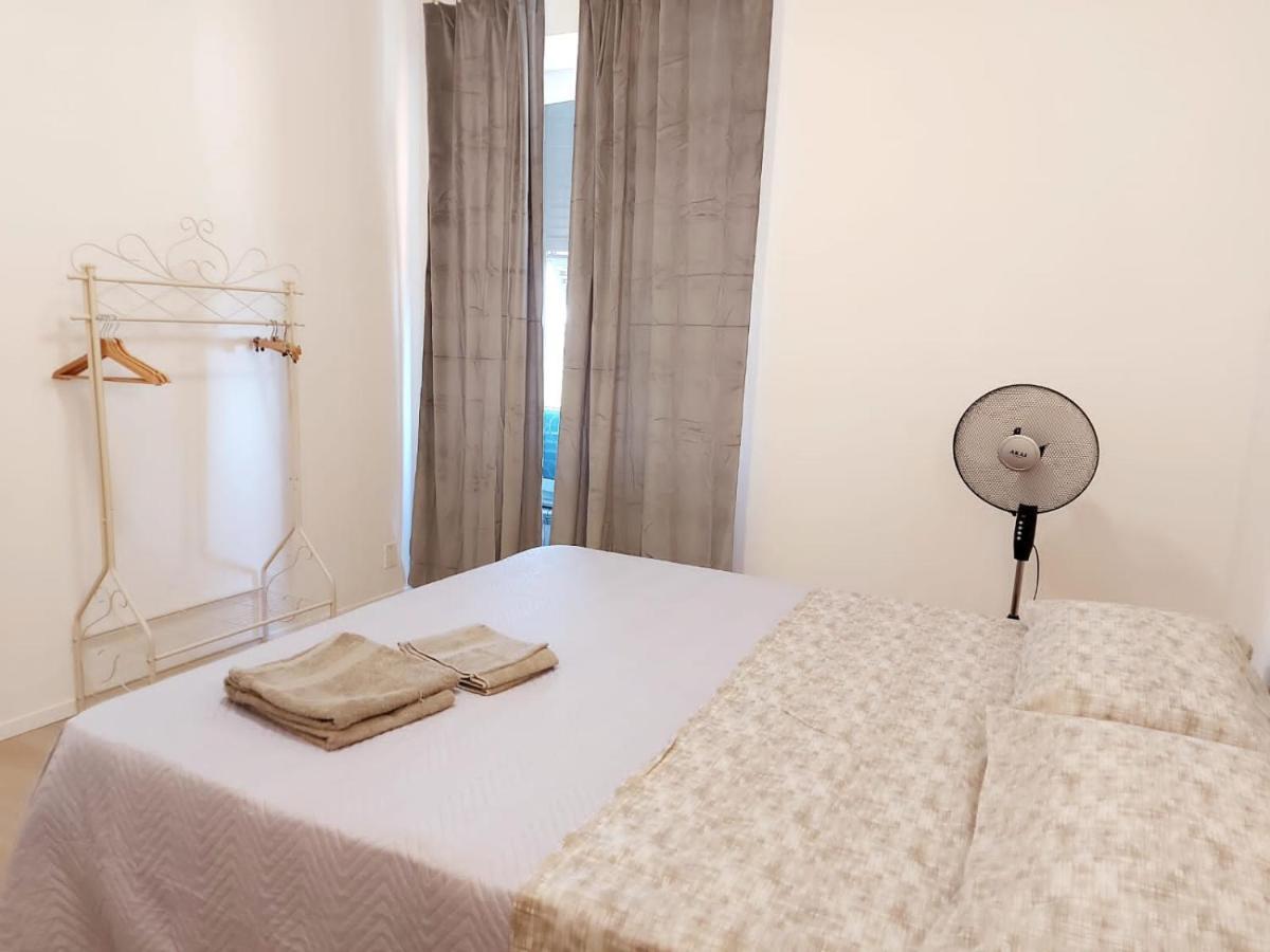 Stanza Privada Bed & Breakfast Cenova Dış mekan fotoğraf